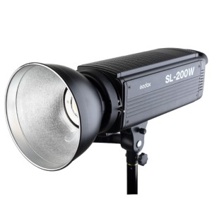 Осветитель светодиодный Godox SL-200W студийный. Вид 1