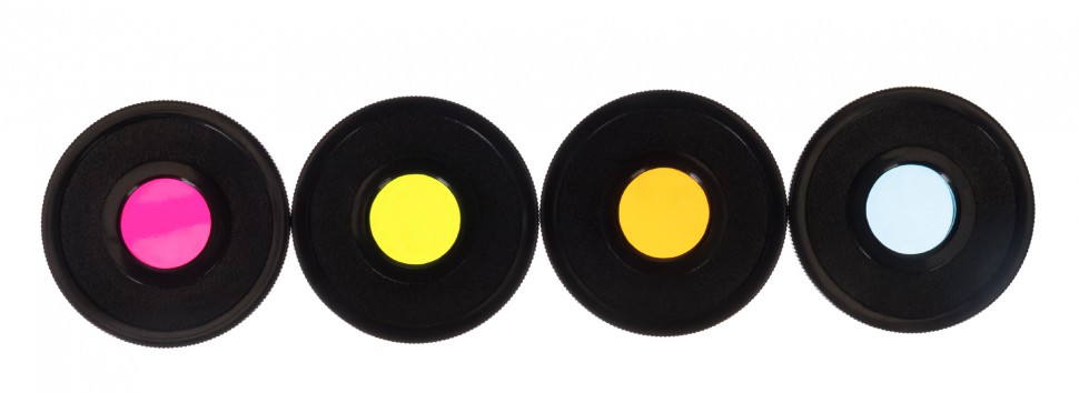 Набор светофильтров Bresser (Брессер) Essential, 1,25" (красный, зеленый, синий, желтый)