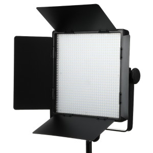 Осветитель светодиодный Godox LED1000D II студийный. Вид 1