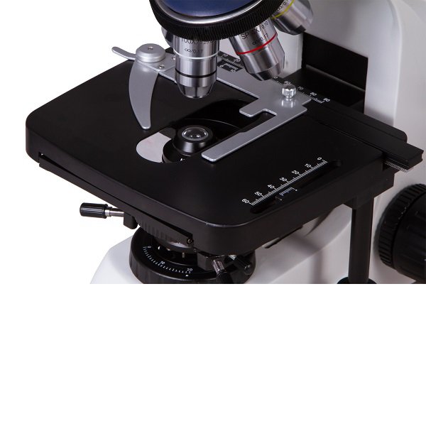 Микроскоп цифровой Levenhuk MED D30T LCD